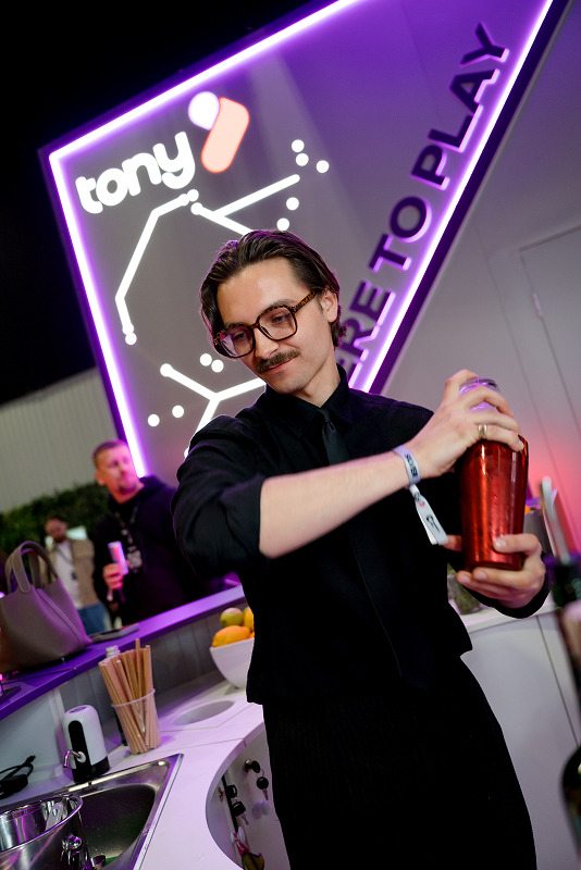 TONY-019 1