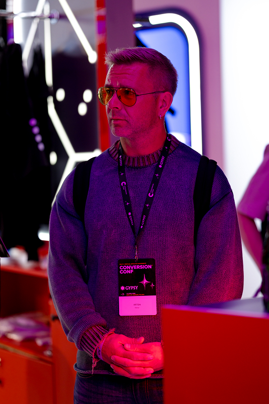 TONY-070 1