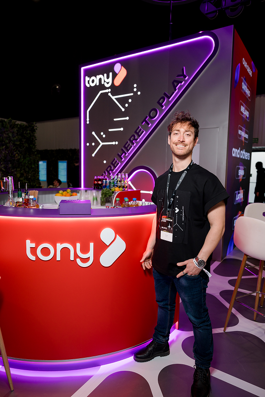 TONY-117 1